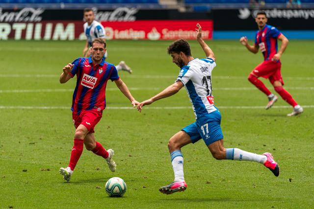 切尔西有意拜仁19岁前锋特尔 转会费将达4000万欧